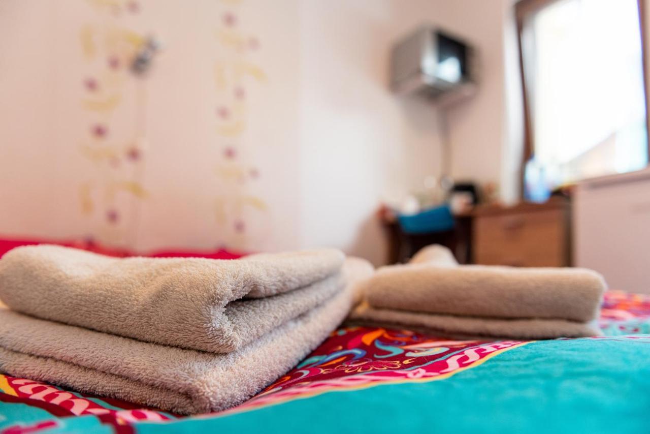 Center Walking Apartment And Room Bukareszt Zewnętrze zdjęcie